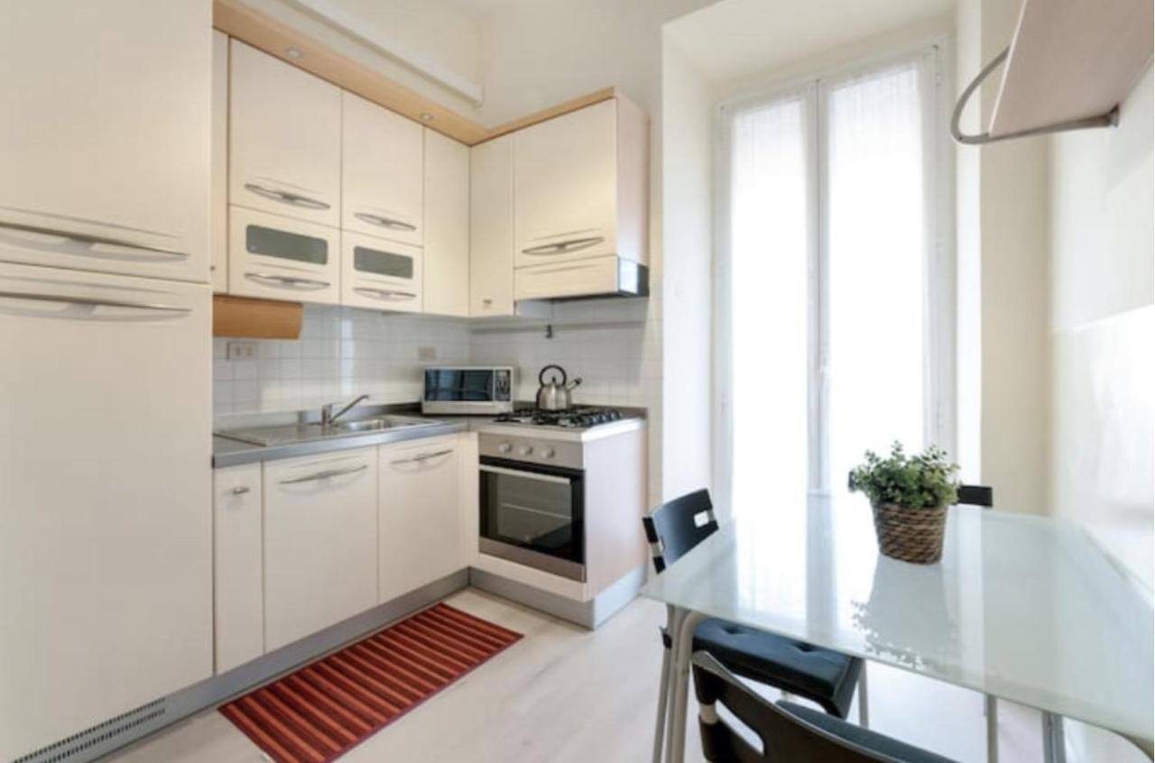 Sunny Flat In Elegant Building Close To Colosseum Roma Exterior foto